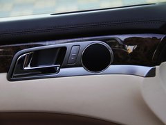 2011款 V6 3.6L 4座加长Individual版