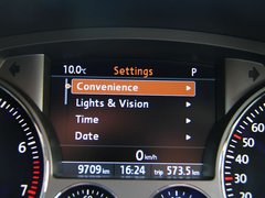 2011款 V6 3.6L 4座加长Individual版