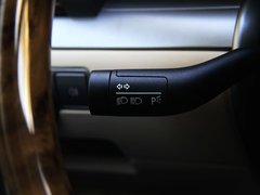 2011款 V6 3.6L 4座加长Individual版