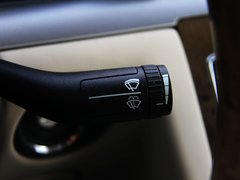2011款 V6 3.6L 4座加长Individual版