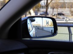 辉腾 2011款 V6 3.6L 4座加长Individual版