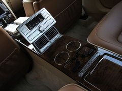 2011款 V6 3.6L 4座加长Individual版