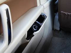 2011款 V6 3.6L 4座加长Individual版