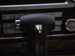 2011款 V6 3.6L 4座加长Individual版