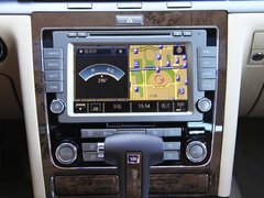 2011款 V6 3.6L 4座加长Individual版