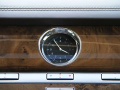 2011款 V6 3.6L 4座加长Individual版