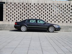 2011款 V6 3.6L 4座加长Individual版