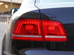2011款 V6 3.6L 4座加长Individual版
