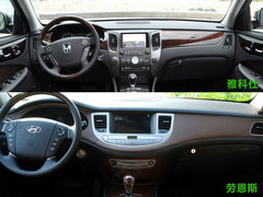 2011款 V8 4.2L 4座加长Individual版