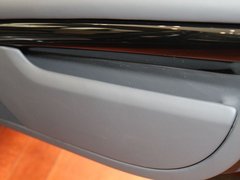 2011款 W12 6.0L 4座加长Individual版