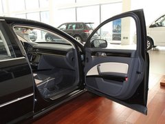 2011款 W12 6.0L 4座加长Individual版