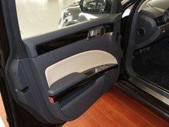2011款 W12 6.0L 4座加长Individual版