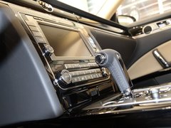 2011款 W12 6.0L 4座加长Individual版