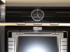 2011款 W12 6.0L 4座加长Individual版