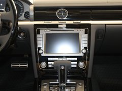 2011款 W12 6.0L 4座加长Individual版