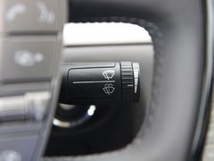 2011款 W12 6.0L 4座加长Individual版