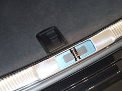 2011款 W12 6.0L 4座加长Individual版
