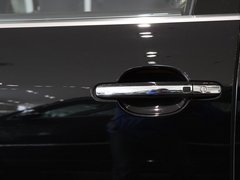 2011款 W12 6.0L 4座加长Individual版