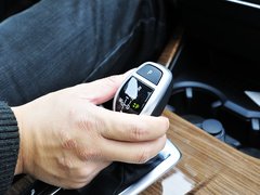 2011款 3.0L xDrive28i豪华型 5座