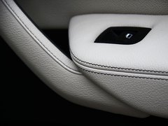 2011款 3.0L xDrive28i豪华型 5座