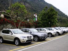 2011款 3.0L xDrive28i豪华型 5座