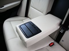 2011款 3.0L xDrive28i豪华型 5座