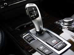 2011款 3.0L xDrive28i豪华型 5座