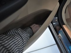 2011款 3.0L xDrive28i豪华型 5座