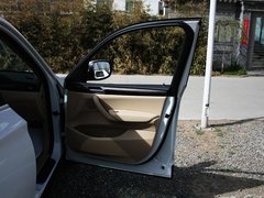 2011款 3.0L xDrive28i豪华型 5座