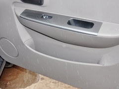 2010款 1.2L 手动 基本型 7座