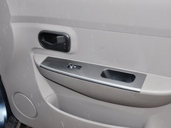 2010款 1.2L 手动 基本型 7座