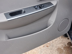 2010款 1.2L 手动 基本型 7座
