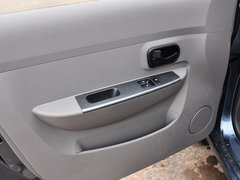 2010款 1.2L 手动 基本型 7座
