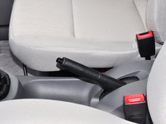 2010款 1.2L 手动 基本型 7座