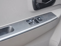2010款 1.2L 手动 基本型 7座
