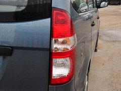 2010款 1.2L 手动 基本型 7座