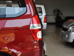 2010款 1.2L 手动 标准型 7座