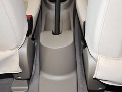 2010款 1.2L 手动 标准型 7座