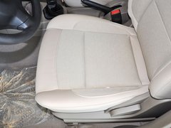2010款 1.2L 手动 标准型 7座