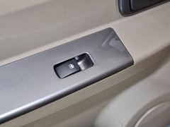2010款 1.2L 手动 标准型 7座