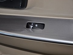 2010款 1.2L 手动 标准型 7座