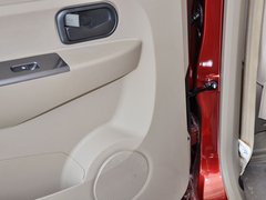 2010款 1.2L 手动 标准型 7座