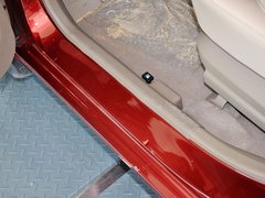 2010款 1.2L 手动 标准型 7座