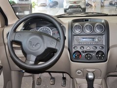 2010款 1.2L 手动 标准型 7座