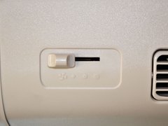 2010款 1.2L 手动 标准型 7座