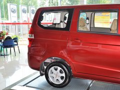 五菱宏光 2010款 1.2L 手动 标准型 7座