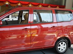 五菱宏光 2010款 1.2L 手动 标准型 7座