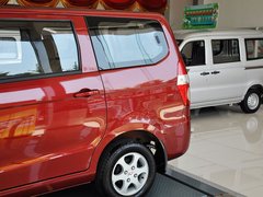 2010款 1.2L 手动 标准型 7座