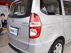 2010款 1.4L 手动 标准型 8座