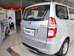 2010款 1.4L 手动 标准型 8座